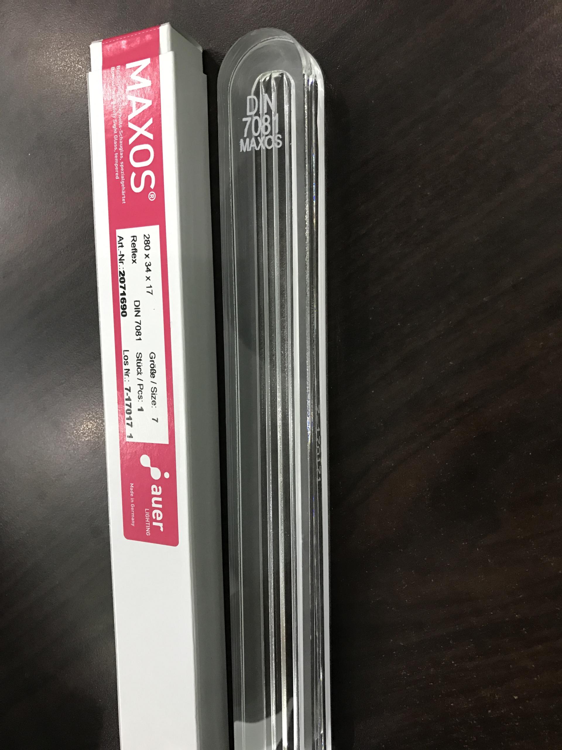 Kính thủy Maxos