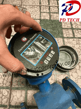 Màn hình của đồng hồ đo lưu lượng nước thải điện tử bị hỏng